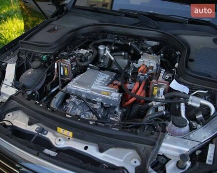 Черный Мерседес EQC, объемом двигателя 0 л и пробегом 78 тыс. км за 33900 $, фото 55 на Automoto.ua