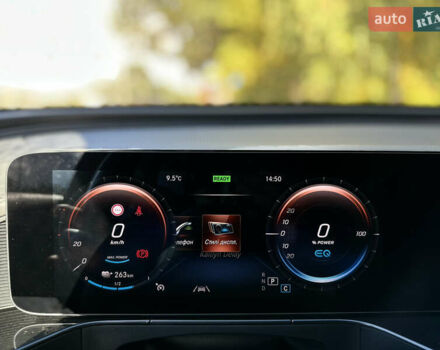 Черный Мерседес EQC, объемом двигателя 0 л и пробегом 65 тыс. км за 38800 $, фото 105 на Automoto.ua