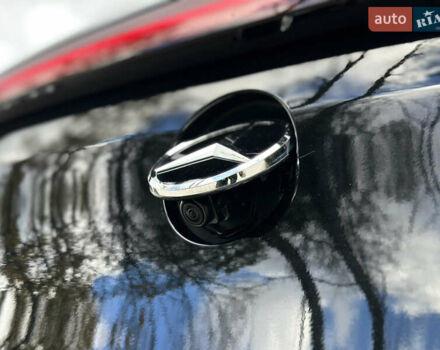 Черный Мерседес EQC, объемом двигателя 0 л и пробегом 65 тыс. км за 38800 $, фото 97 на Automoto.ua