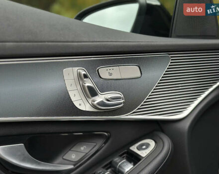 Черный Мерседес EQC, объемом двигателя 0 л и пробегом 65 тыс. км за 38800 $, фото 47 на Automoto.ua