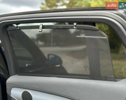 Черный Мерседес EQC, объемом двигателя 0 л и пробегом 65 тыс. км за 38800 $, фото 74 на Automoto.ua