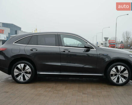 Чорний Мерседес EQC, об'ємом двигуна 0 л та пробігом 75 тис. км за 35500 $, фото 7 на Automoto.ua