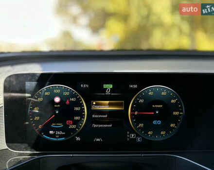 Черный Мерседес EQC, объемом двигателя 0 л и пробегом 65 тыс. км за 38800 $, фото 106 на Automoto.ua