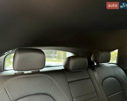 Черный Мерседес EQC, объемом двигателя 0 л и пробегом 65 тыс. км за 38800 $, фото 78 на Automoto.ua