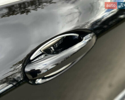 Черный Мерседес EQC, объемом двигателя 0 л и пробегом 65 тыс. км за 38800 $, фото 91 на Automoto.ua