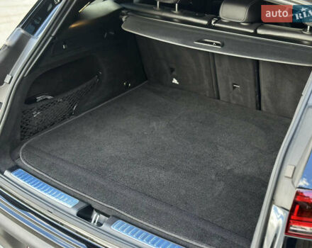 Черный Мерседес EQC, объемом двигателя 0 л и пробегом 65 тыс. км за 38800 $, фото 83 на Automoto.ua