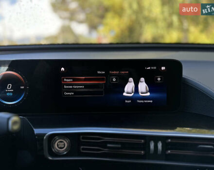 Черный Мерседес EQC, объемом двигателя 0 л и пробегом 65 тыс. км за 38800 $, фото 131 на Automoto.ua