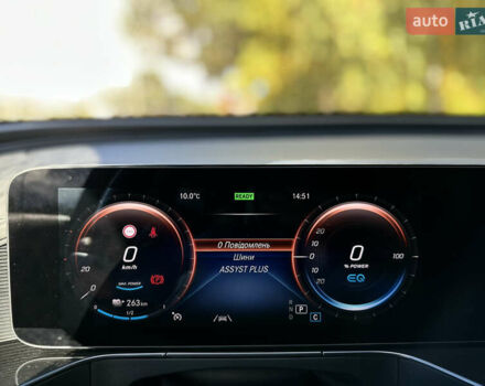 Черный Мерседес EQC, объемом двигателя 0 л и пробегом 65 тыс. км за 38800 $, фото 114 на Automoto.ua