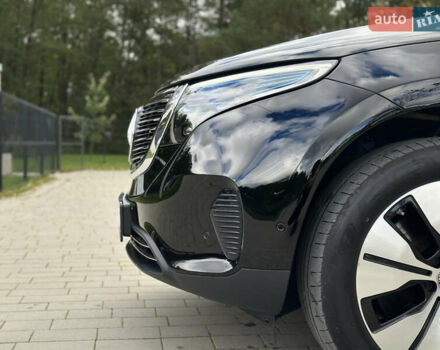 Черный Мерседес EQC, объемом двигателя 0 л и пробегом 65 тыс. км за 38800 $, фото 4 на Automoto.ua