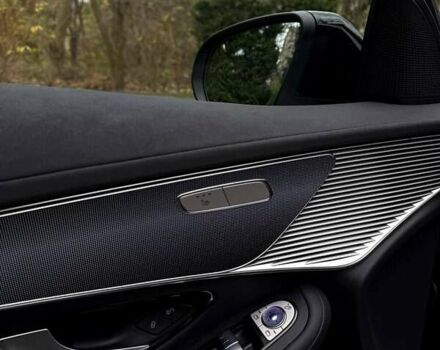 Чорний Мерседес EQC, об'ємом двигуна 0 л та пробігом 36 тис. км за 36900 $, фото 16 на Automoto.ua