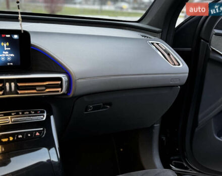 Черный Мерседес EQC, объемом двигателя 0 л и пробегом 41 тыс. км за 44000 $, фото 19 на Automoto.ua