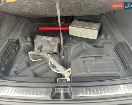 Черный Мерседес EQC, объемом двигателя 0 л и пробегом 41 тыс. км за 24750 $, фото 25 на Automoto.ua