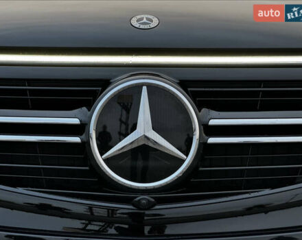 Чорний Мерседес EQC, об'ємом двигуна 0 л та пробігом 41 тис. км за 50000 $, фото 25 на Automoto.ua