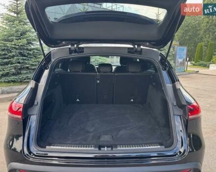 Черный Мерседес EQC, объемом двигателя 0 л и пробегом 54 тыс. км за 39283 $, фото 4 на Automoto.ua