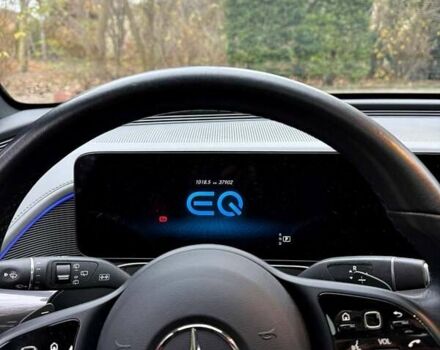 Чорний Мерседес EQC, об'ємом двигуна 0 л та пробігом 36 тис. км за 36900 $, фото 19 на Automoto.ua