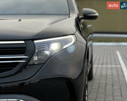 Чорний Мерседес EQC, об'ємом двигуна 0 л та пробігом 41 тис. км за 50000 $, фото 6 на Automoto.ua