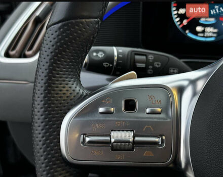 Чорний Мерседес EQC, об'ємом двигуна 0 л та пробігом 41 тис. км за 50000 $, фото 59 на Automoto.ua