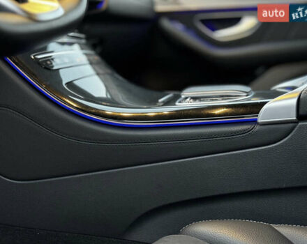 Черный Мерседес EQC, объемом двигателя 0 л и пробегом 41 тыс. км за 44000 $, фото 10 на Automoto.ua