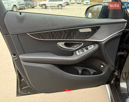 Черный Мерседес EQC, объемом двигателя 0 л и пробегом 27 тыс. км за 37800 $, фото 21 на Automoto.ua