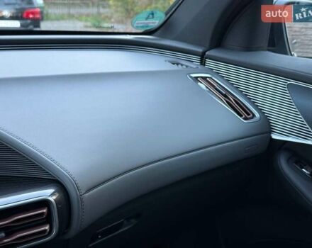 Черный Мерседес EQC, объемом двигателя 0 л и пробегом 2 тыс. км за 45000 $, фото 43 на Automoto.ua