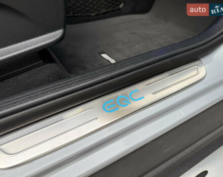 Серый Мерседес EQC, объемом двигателя 0 л и пробегом 71 тыс. км за 35850 $, фото 34 на Automoto.ua