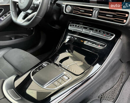 Серый Мерседес EQC, объемом двигателя 0 л и пробегом 71 тыс. км за 35850 $, фото 39 на Automoto.ua