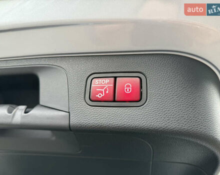 Серый Мерседес EQC, объемом двигателя 0 л и пробегом 71 тыс. км за 35850 $, фото 52 на Automoto.ua