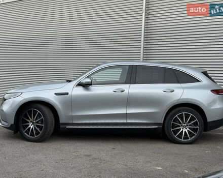 Серый Мерседес EQC, объемом двигателя 0 л и пробегом 71 тыс. км за 35850 $, фото 6 на Automoto.ua