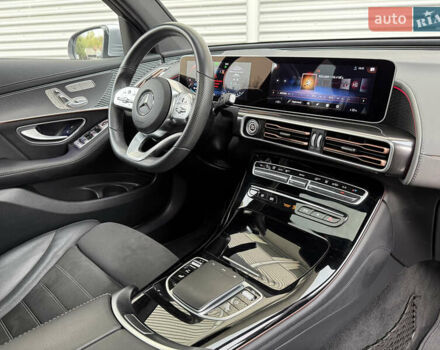 Серый Мерседес EQC, объемом двигателя 0 л и пробегом 71 тыс. км за 35850 $, фото 40 на Automoto.ua