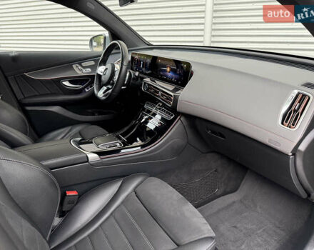 Серый Мерседес EQC, объемом двигателя 0 л и пробегом 71 тыс. км за 35850 $, фото 28 на Automoto.ua