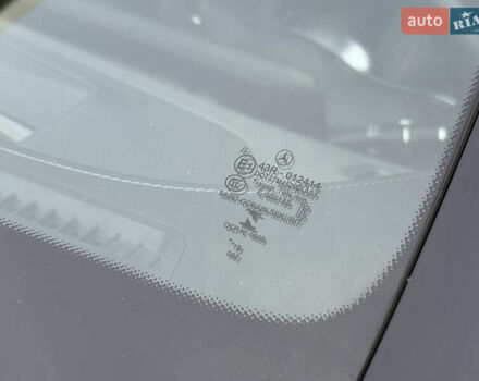 Серый Мерседес EQC, объемом двигателя 0 л и пробегом 71 тыс. км за 35850 $, фото 8 на Automoto.ua