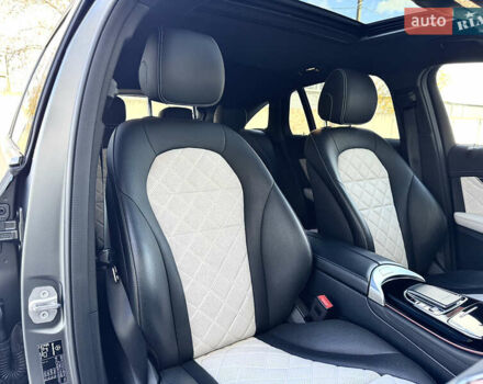 Серый Мерседес EQC, объемом двигателя 0 л и пробегом 118 тыс. км за 34999 $, фото 39 на Automoto.ua