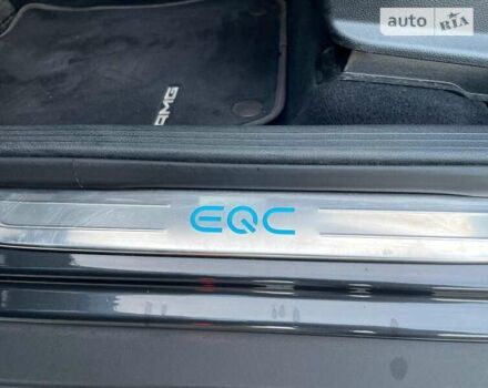Серый Мерседес EQC, объемом двигателя 0 л и пробегом 124 тыс. км за 35699 $, фото 17 на Automoto.ua
