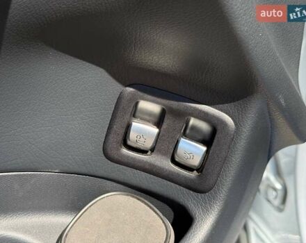 Сірий Мерседес EQC, об'ємом двигуна 0 л та пробігом 62 тис. км за 45500 $, фото 38 на Automoto.ua