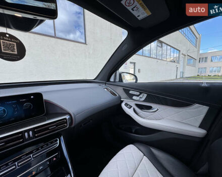 Серый Мерседес EQC, объемом двигателя 0 л и пробегом 118 тыс. км за 34999 $, фото 82 на Automoto.ua