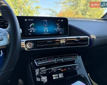 Сірий Мерседес EQC, об'ємом двигуна 0 л та пробігом 62 тис. км за 45500 $, фото 53 на Automoto.ua