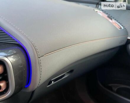 Серый Мерседес EQC, объемом двигателя 0 л и пробегом 124 тыс. км за 35699 $, фото 10 на Automoto.ua