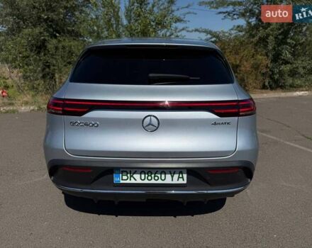 Сірий Мерседес EQC, об'ємом двигуна 0 л та пробігом 62 тис. км за 45500 $, фото 24 на Automoto.ua