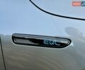 Сірий Мерседес EQC, об'ємом двигуна 0 л та пробігом 72 тис. км за 30999 $, фото 4 на Automoto.ua