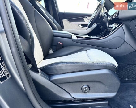 Серый Мерседес EQC, объемом двигателя 0 л и пробегом 118 тыс. км за 34999 $, фото 43 на Automoto.ua