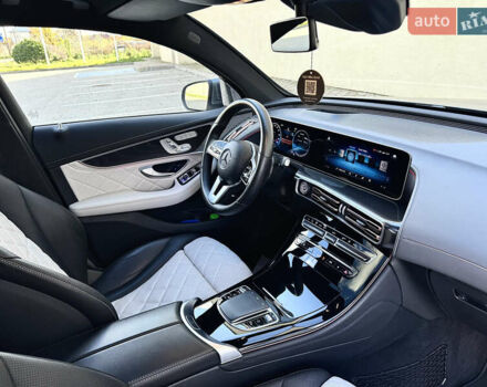 Серый Мерседес EQC, объемом двигателя 0 л и пробегом 118 тыс. км за 34999 $, фото 41 на Automoto.ua