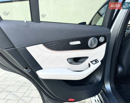 Серый Мерседес EQC, объемом двигателя 0 л и пробегом 118 тыс. км за 34999 $, фото 68 на Automoto.ua