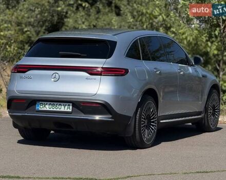 Сірий Мерседес EQC, об'ємом двигуна 0 л та пробігом 62 тис. км за 45500 $, фото 16 на Automoto.ua