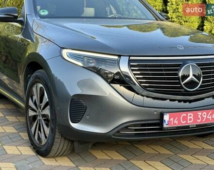 Сірий Мерседес EQC, об'ємом двигуна 0 л та пробігом 72 тис. км за 30999 $, фото 2 на Automoto.ua
