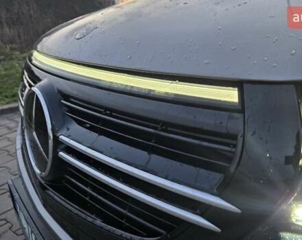 Серый Мерседес EQC, объемом двигателя 0 л и пробегом 111 тыс. км за 30850 $, фото 13 на Automoto.ua