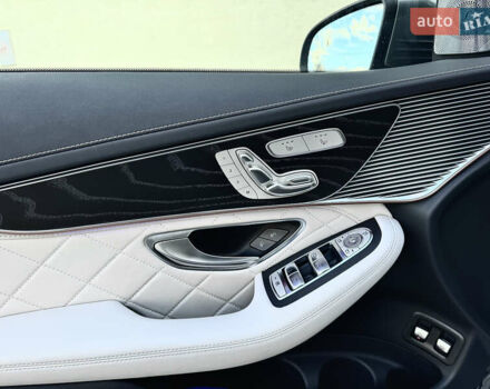 Серый Мерседес EQC, объемом двигателя 0 л и пробегом 118 тыс. км за 34999 $, фото 73 на Automoto.ua