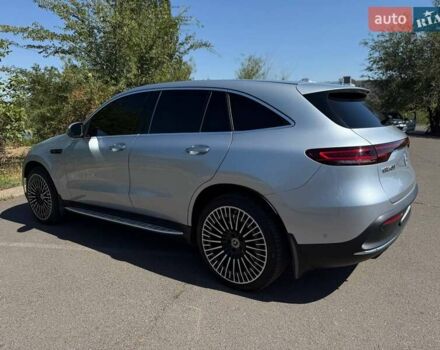 Сірий Мерседес EQC, об'ємом двигуна 0 л та пробігом 62 тис. км за 45500 $, фото 26 на Automoto.ua