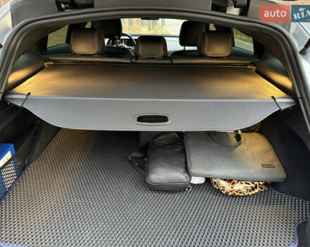 Серый Мерседес EQC, объемом двигателя 0 л и пробегом 70 тыс. км за 36000 $, фото 16 на Automoto.ua