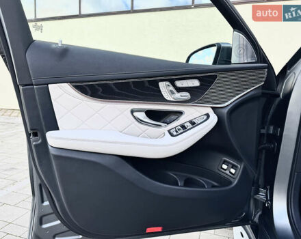 Серый Мерседес EQC, объемом двигателя 0 л и пробегом 118 тыс. км за 34999 $, фото 72 на Automoto.ua