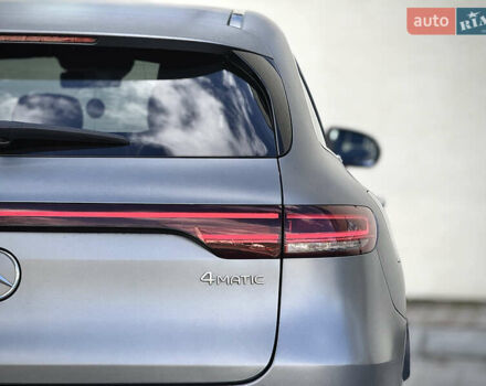 Серый Мерседес EQC, объемом двигателя 0 л и пробегом 118 тыс. км за 34999 $, фото 37 на Automoto.ua
